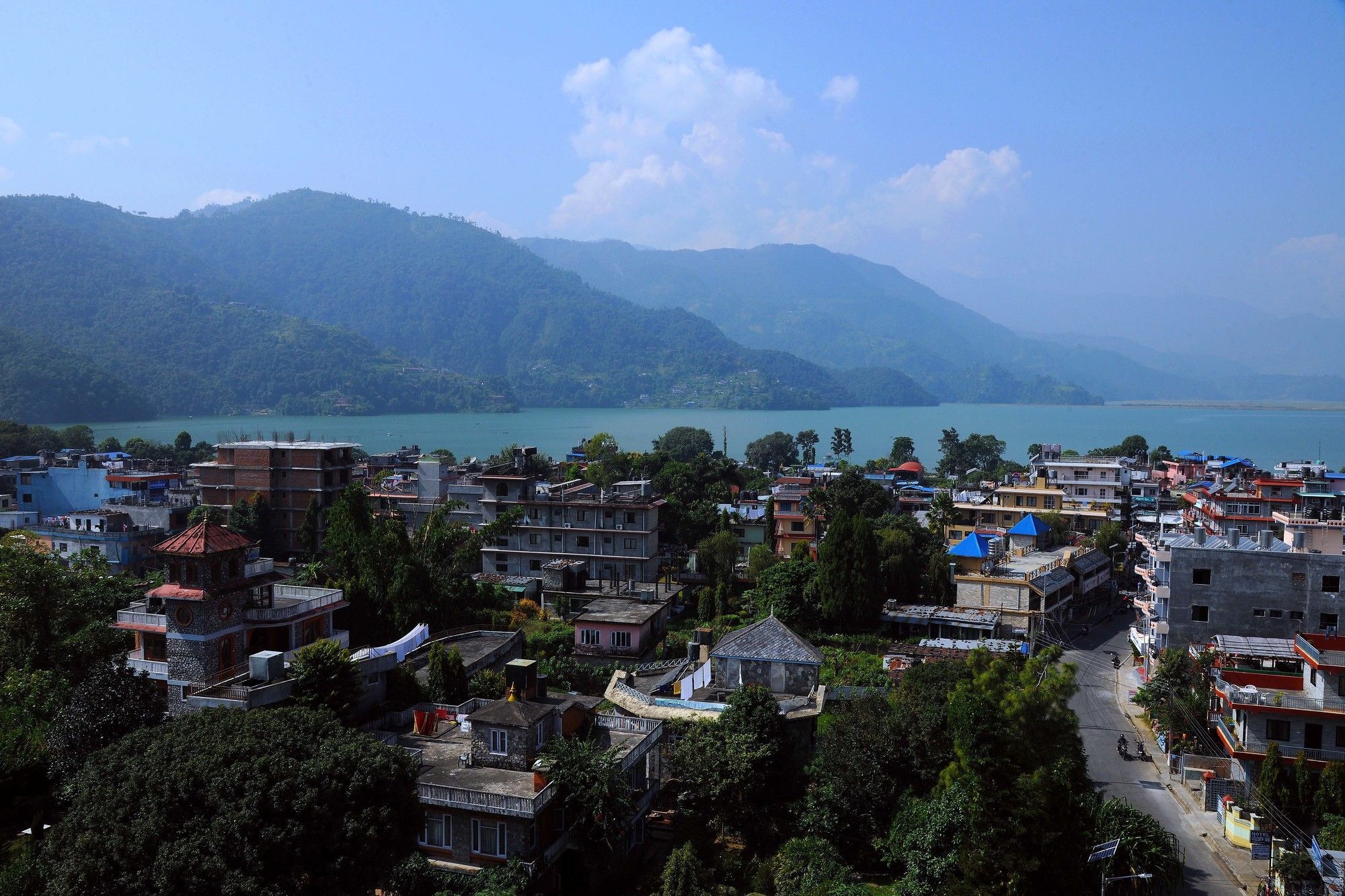 Hotel Queens Park Pokhara Ngoại thất bức ảnh